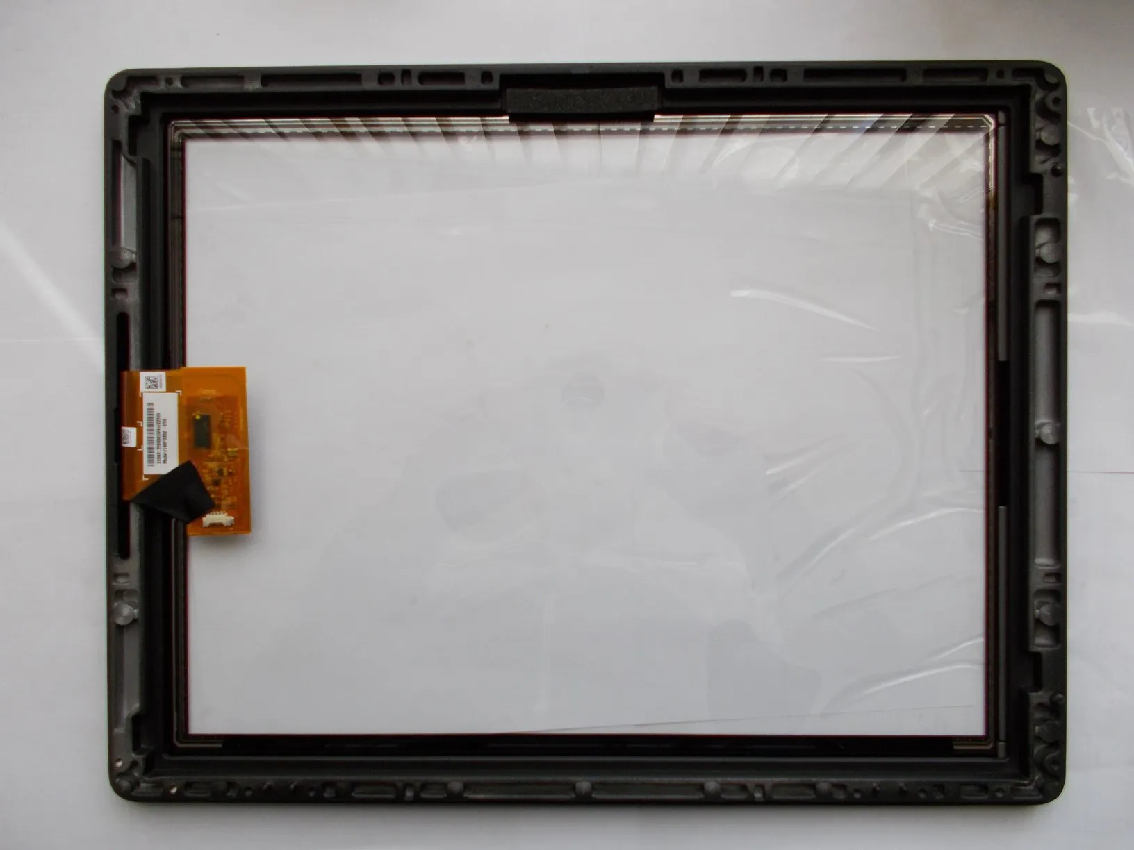 картинка 15'' Ёмкостная сенсорная панель (POS485 - MB D36), P/N 6THP15004C00, P-CAP TRUE FLAT TOUCH ASS'Y BLACK от магазина ККМ.ЦЕНТР